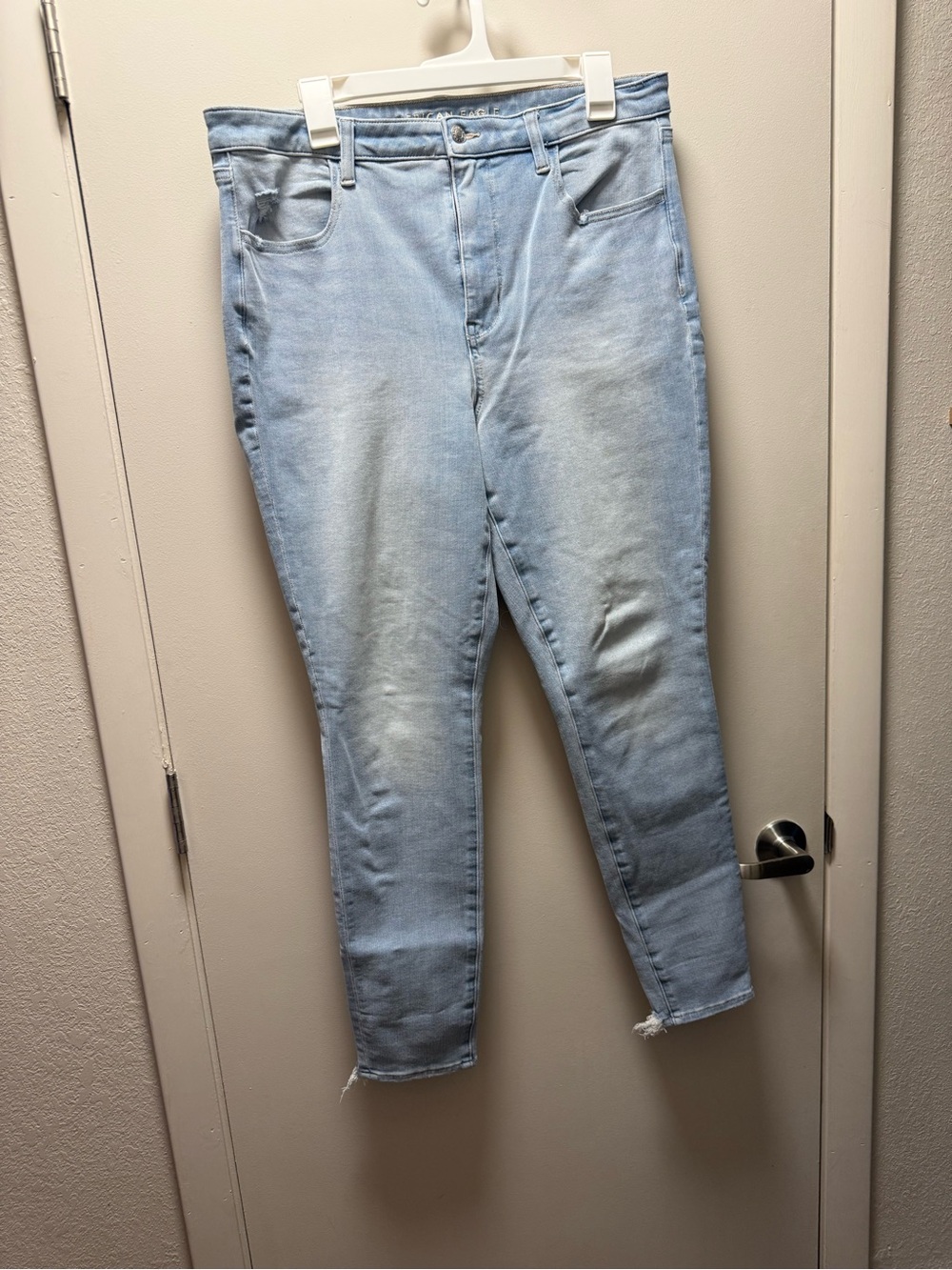 American Eagle Outfitters Light Blue High-Rise Ankle Skinny Jeans